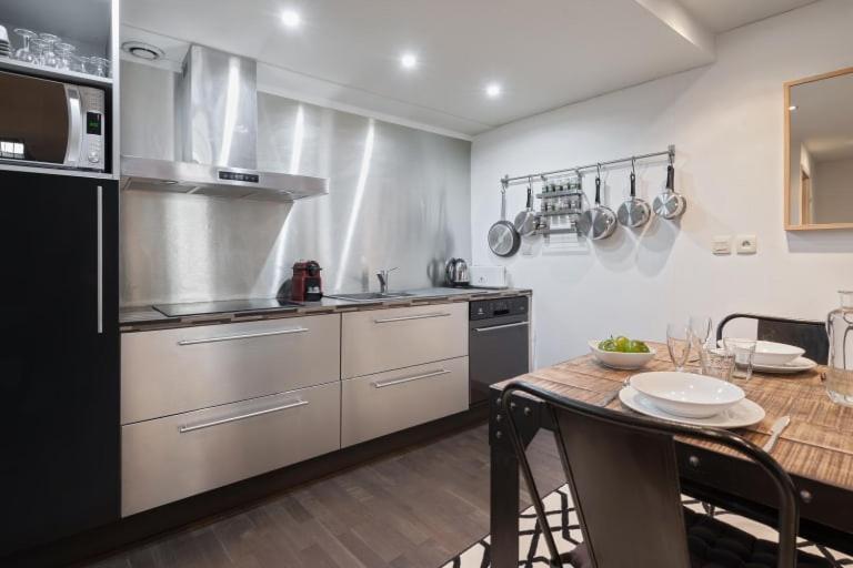 Guestready - Superbe Maison De Duplex * Lione